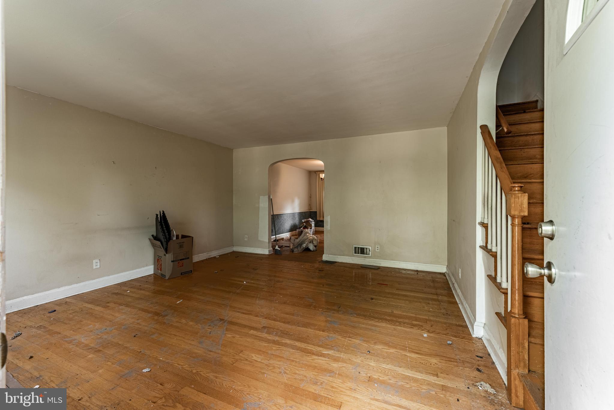 7025 Heathfield Road Baltimore, MD 21212 - Photo 3 of 20 Gallery Image 3