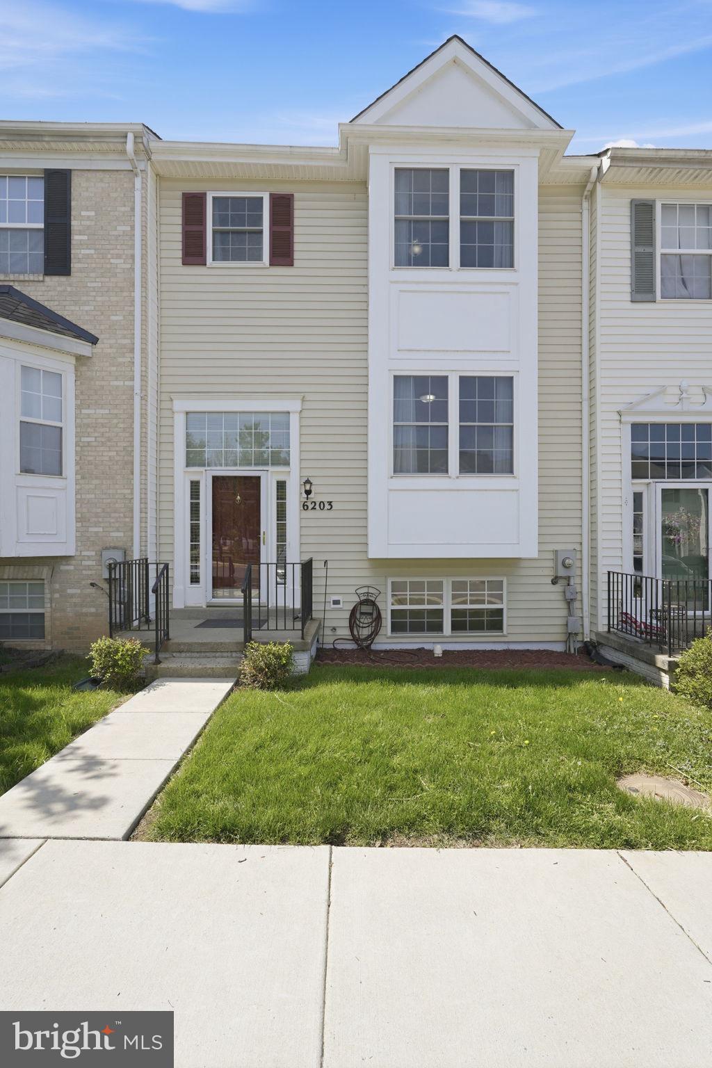 6203 Cliffside Terrace Frederick, MD 21701 - Photo 3 of 40 Gallery Image 3