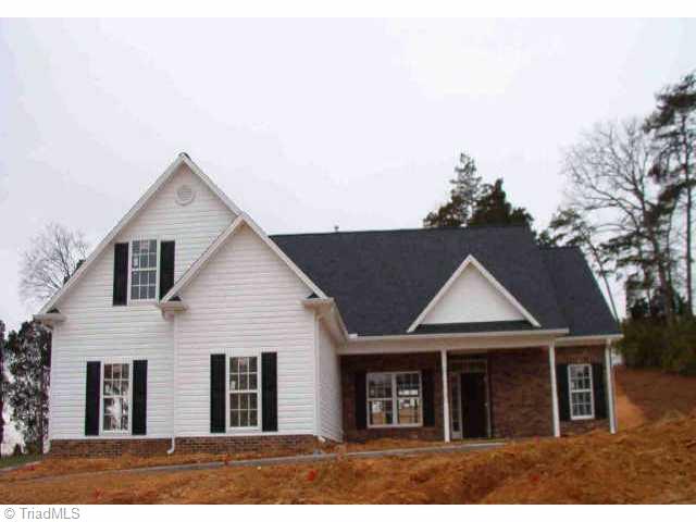 51 Darwick Road Winston-Salem, NC 27127 - Photo 1 of 8 Exterior Front.