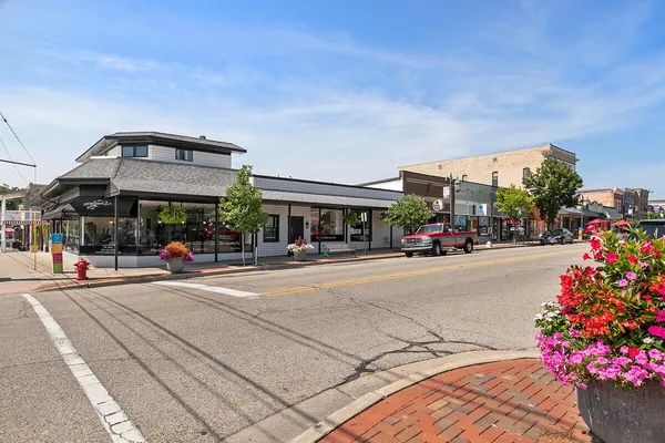 $346,000 | 151 Tamarack Lane Northeast, Rockford, MI 49341