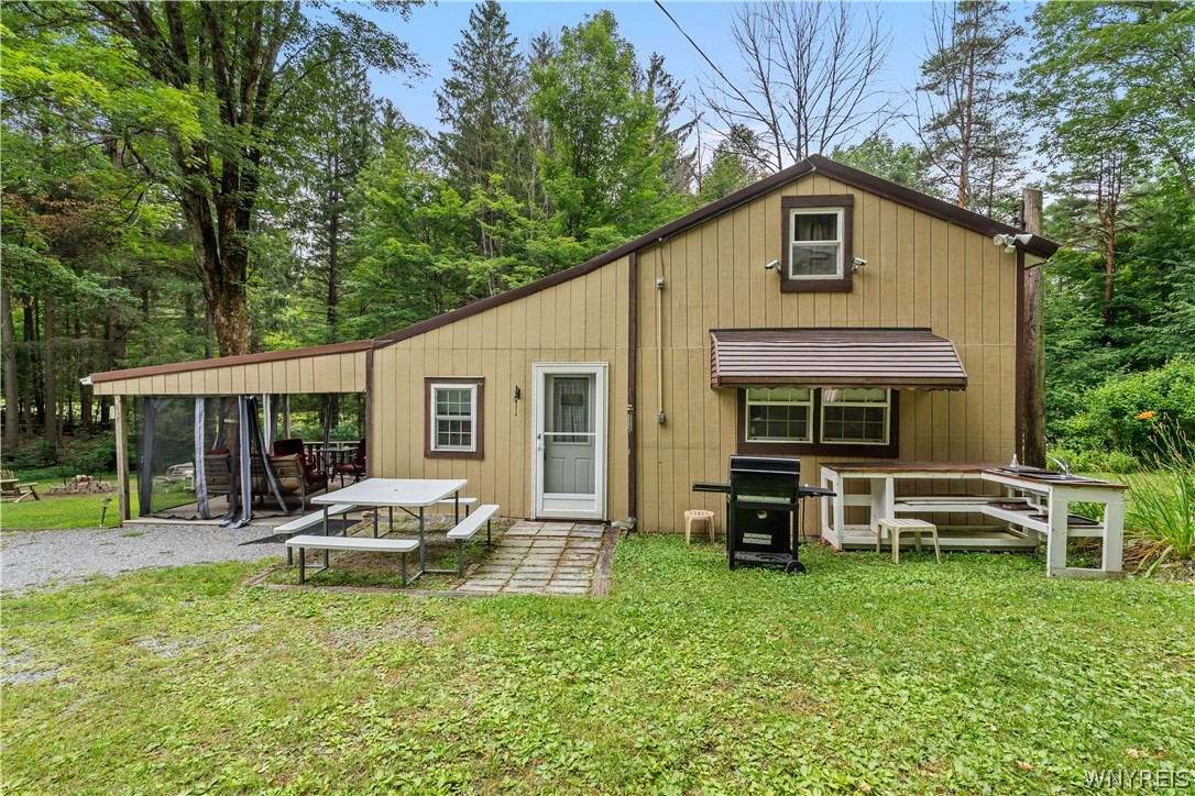 28 Treehaven Road Wethersfield, NY 14066 - Photo 2 of 48 Exterior