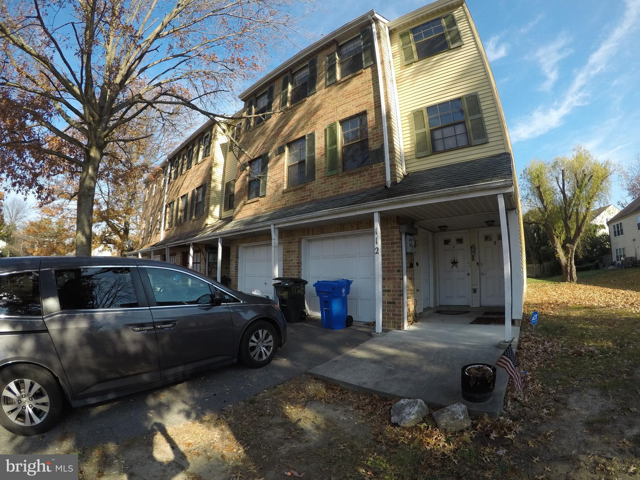 112 Chaucer Road Mount Laurel, NJ 08054 - Photo 1 of 37