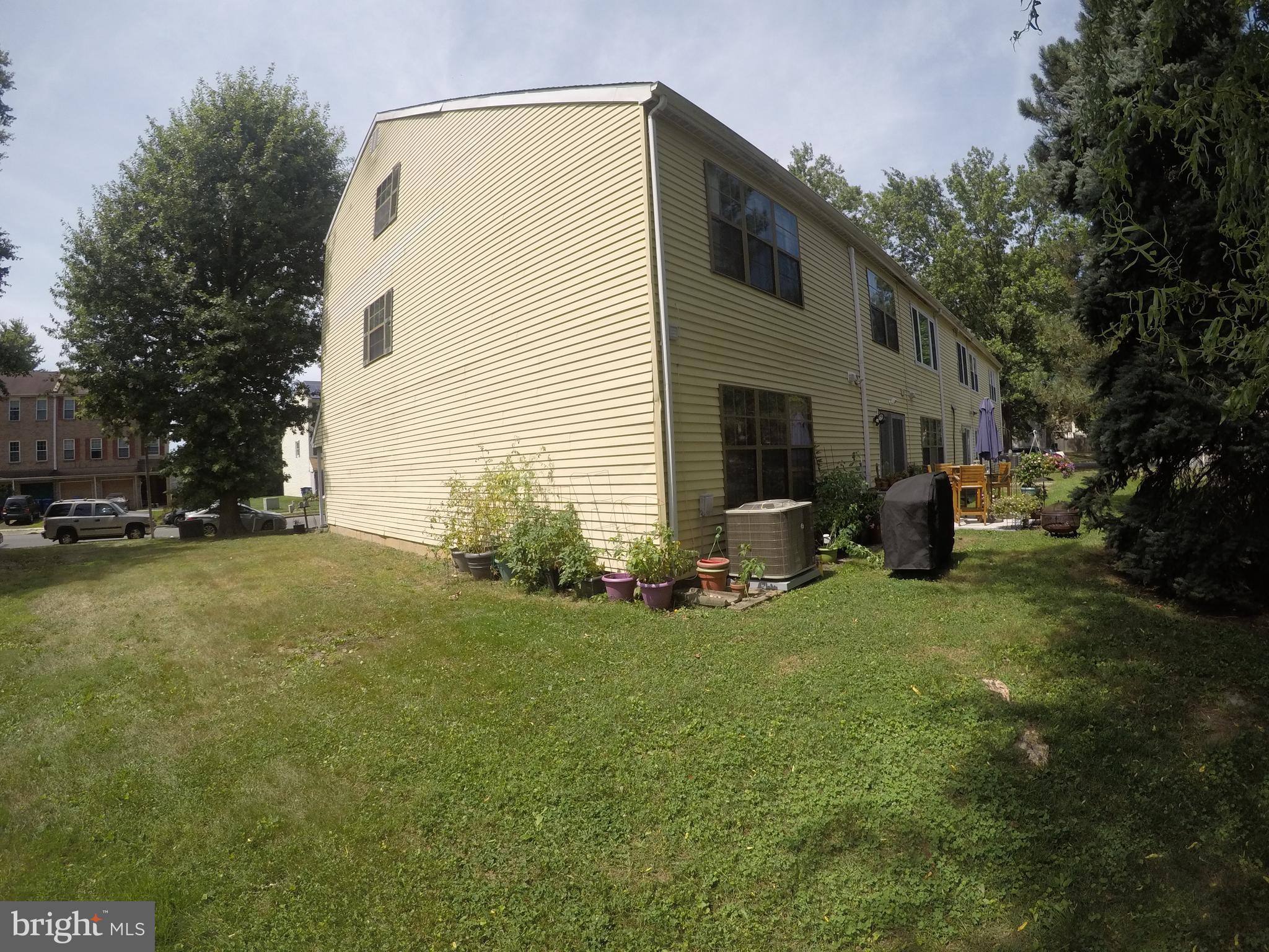 112 Chaucer Road Mount Laurel, NJ 08054 - Photo 2 of 37