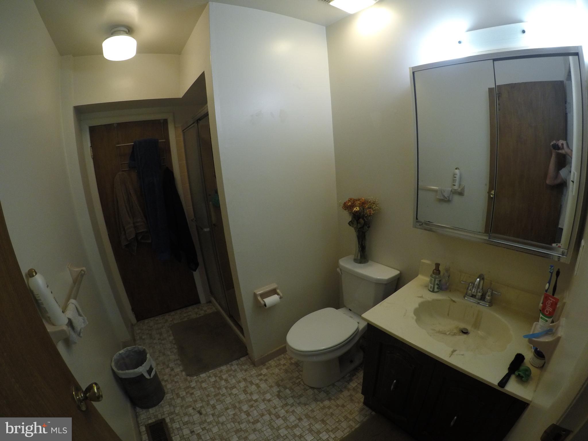 112 Chaucer Road Mount Laurel, NJ 08054 - Photo 28 of 37 B. Unit Master Full Bath