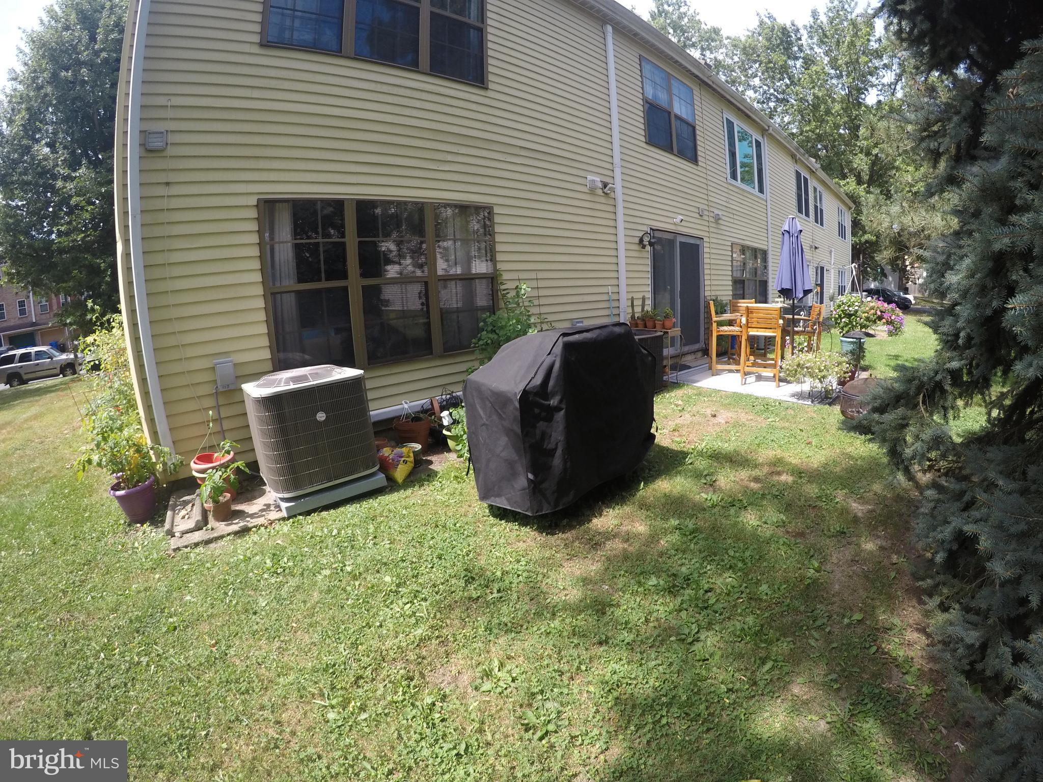 112 Chaucer Road Mount Laurel, NJ 08054 - Photo 3 of 37