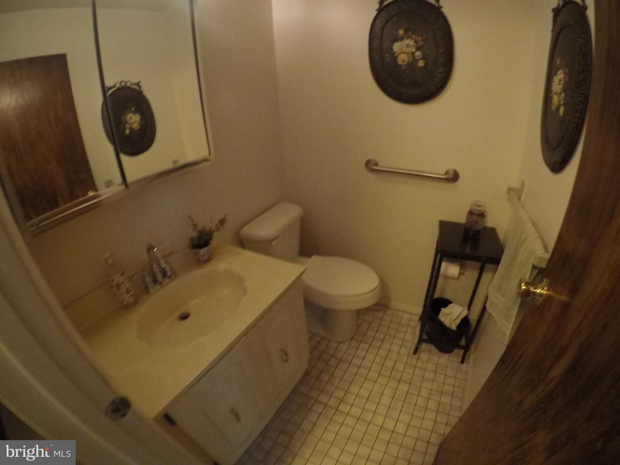112 Chaucer Road Mount Laurel, NJ 08054 - Photo 10 of 37 A. Unit 1/2 Bath First Floor
