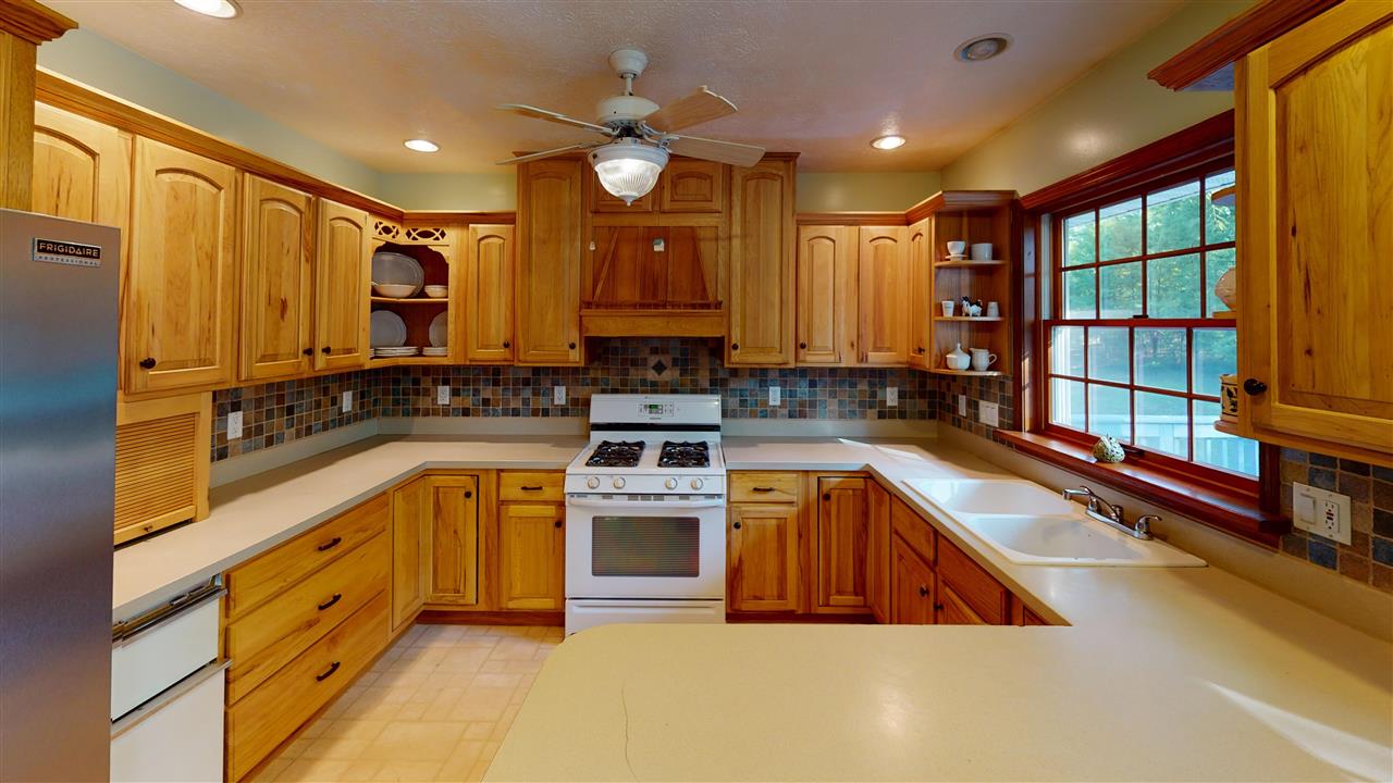 11140 Cinder Road Beulah, MI 49617 - Photo 13 of 61 1891099-12.JPG