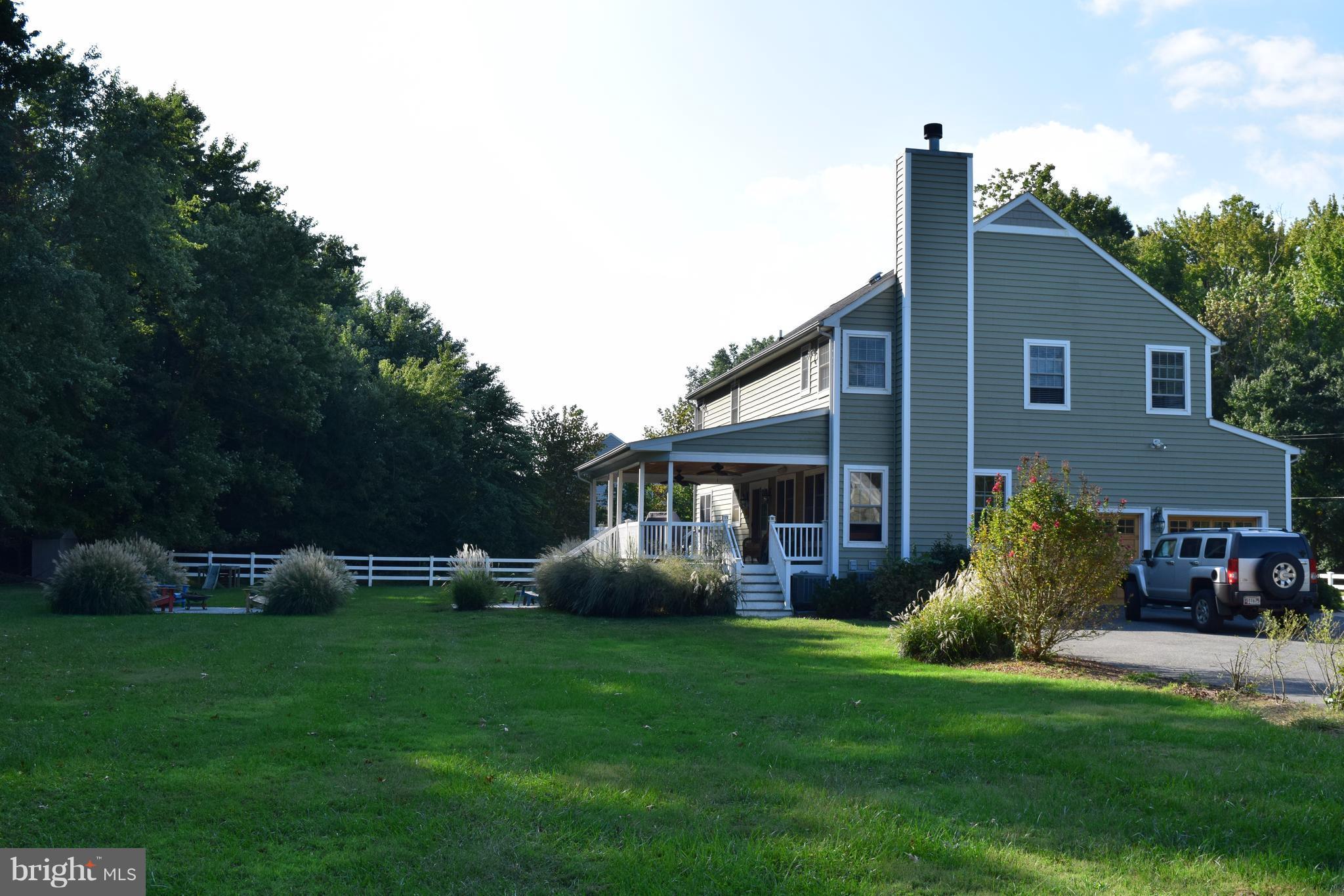 157 Likes Road Edgewater, MD 21037 - Photo 5 of 30 Exterior (General)