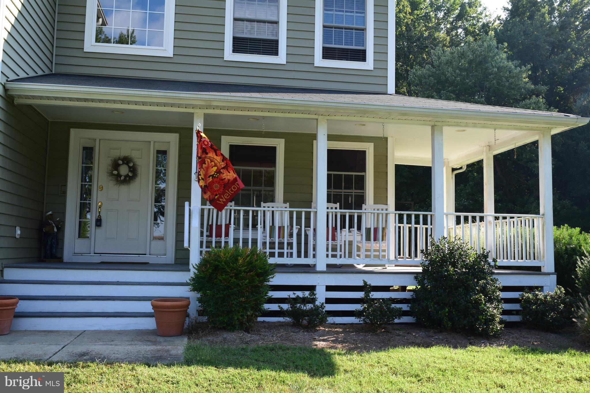 157 Likes Road Edgewater, MD 21037 - Photo 7 of 30 Exterior (Front)