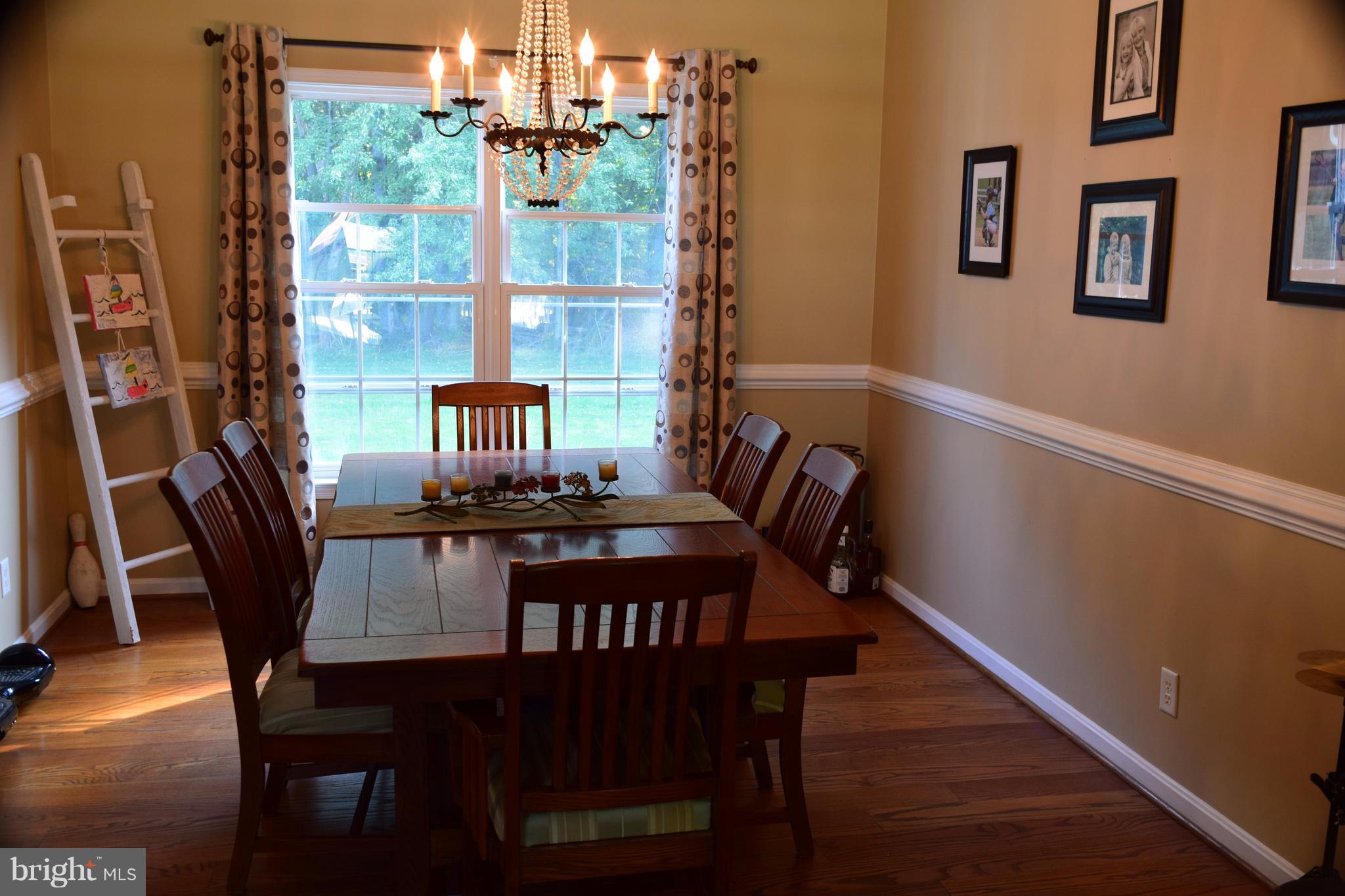 157 Likes Road Edgewater, MD 21037 - Photo 10 of 30 Dining Room