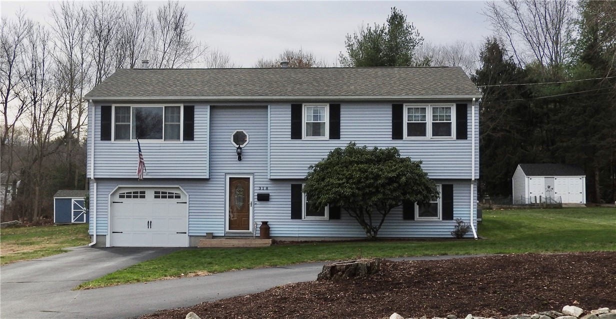 318 Old County Road Smithfield, RI 02917 - Photo 1 of 21