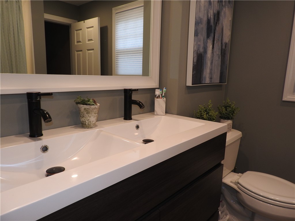 318 Old County Road Smithfield, RI 02917 - Photo 18 of 21