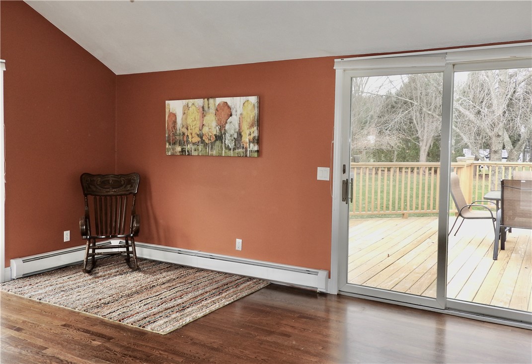 318 Old County Road Smithfield, RI 02917 - Photo 5 of 21