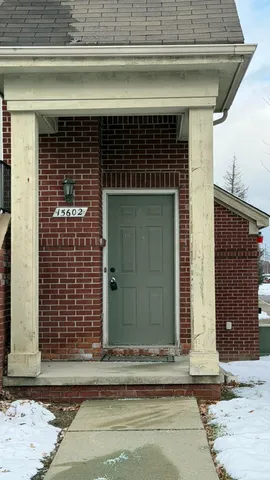 $1,900 | 15602 Stone Crossing Drive, Southfield, MI 48075