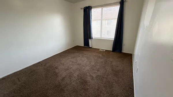 $1,900 | 15602 Stone Crossing Drive, Southfield, MI 48075