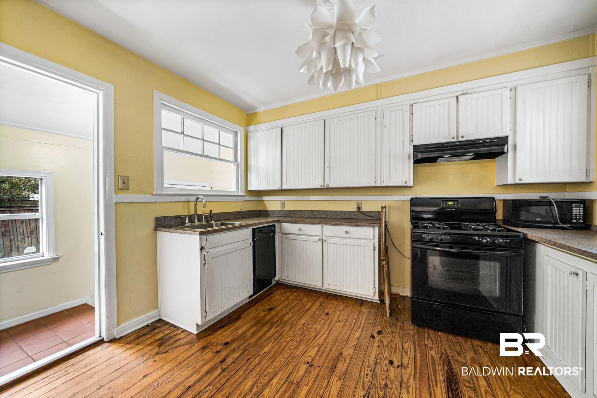 1157 Selma Street Mobile, AL 36604 - Photo 8 of 20