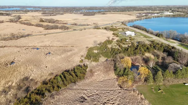 $567,000 | 2398 122nd Avenue Northeast, Spicer, MN 56288
