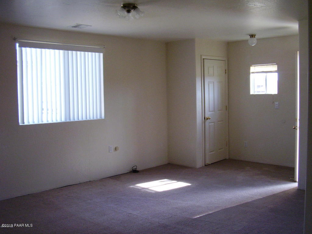 17044 East Roadrunner Road Mayer, AZ 86333 - Photo 13 of 14 Living B photo 2