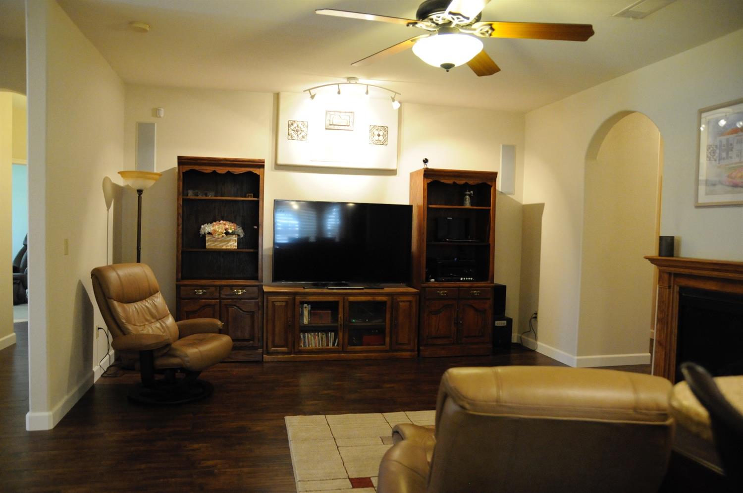 2511 Rodeo Street Selma, CA 93662 - Photo 11 of 48 Gallery Image 11