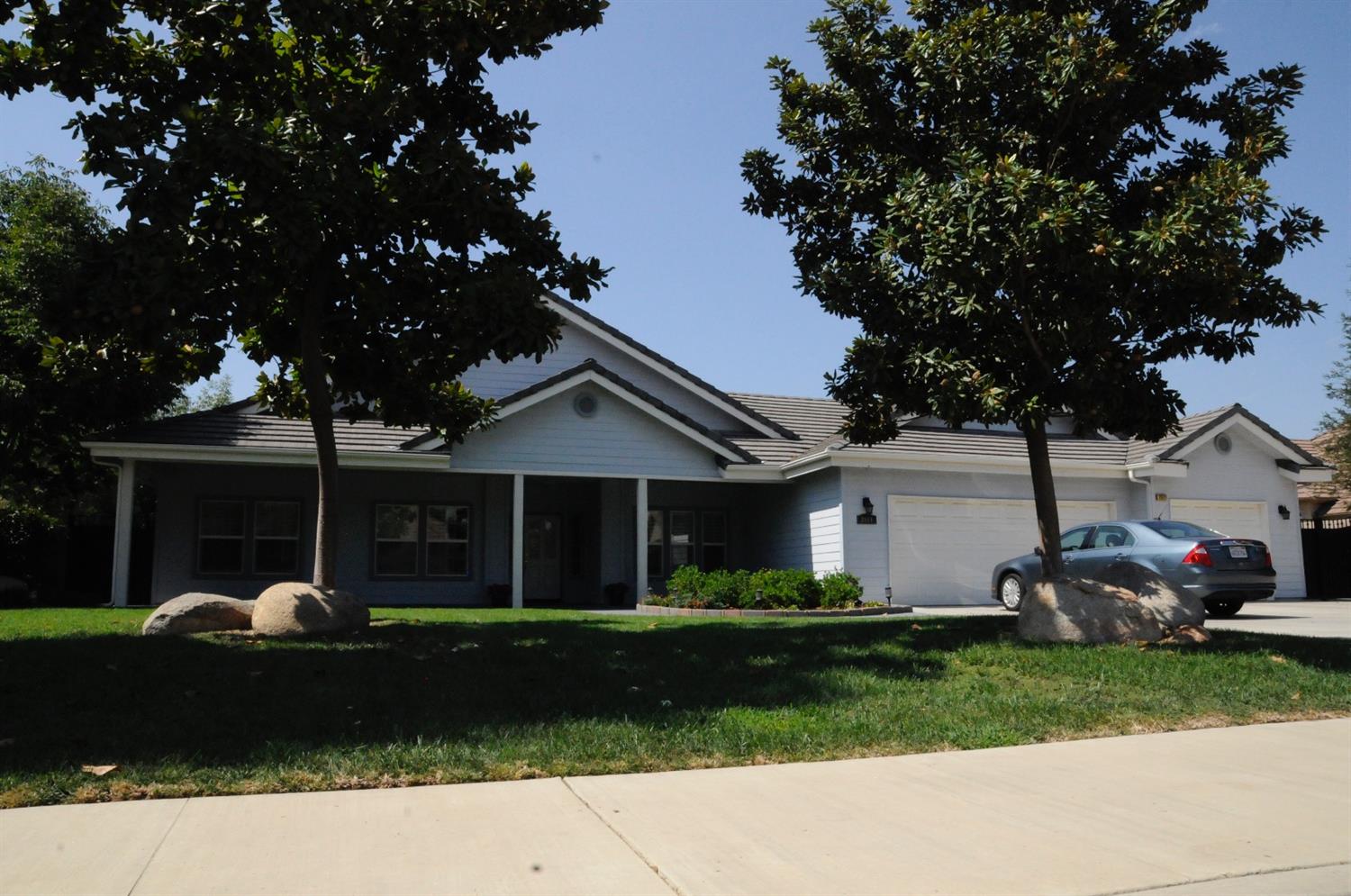 2511 Rodeo Street Selma, CA 93662 - Photo 3 of 48 Gallery Image 3