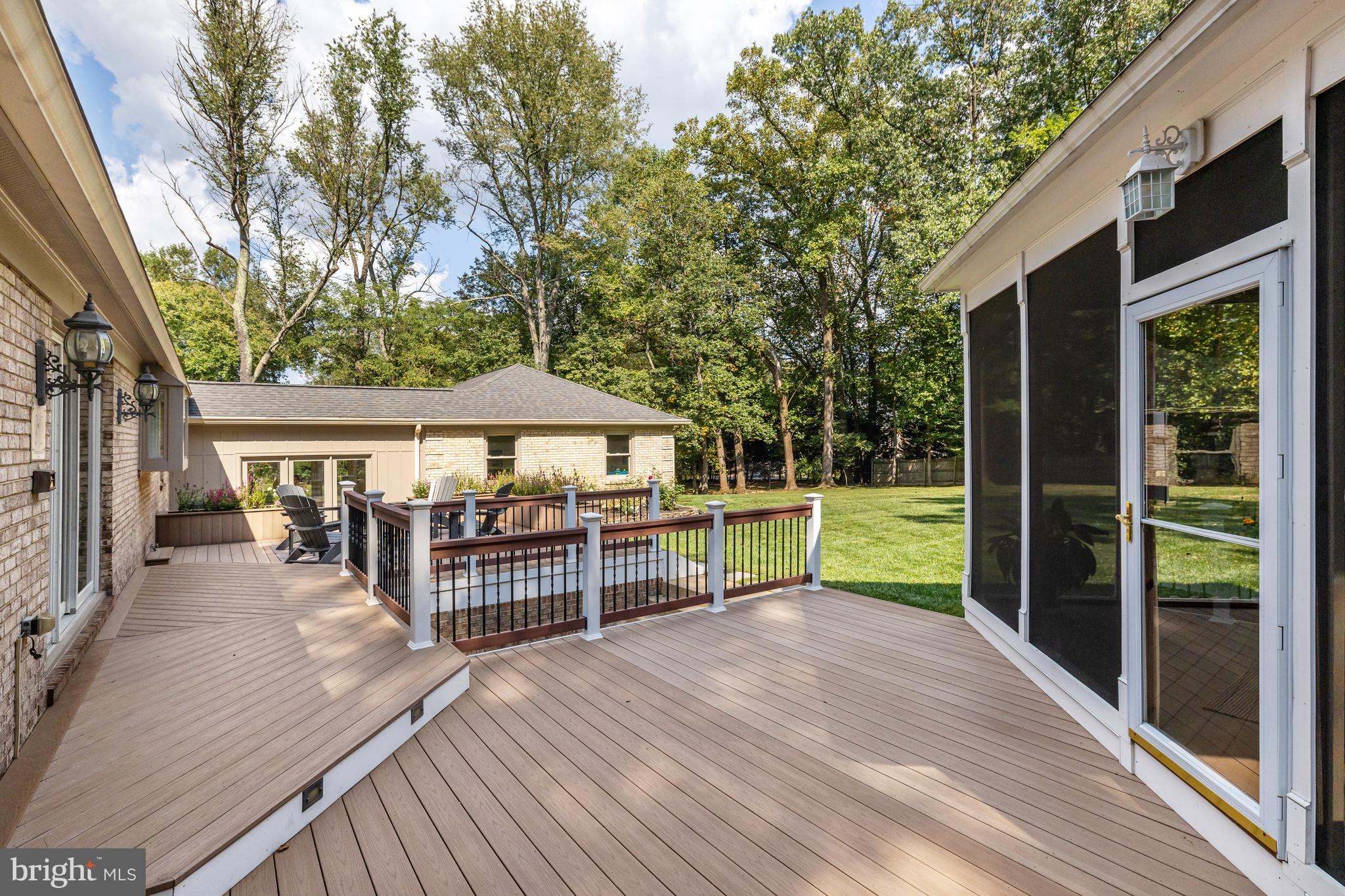 411 Springvale Road Great Falls, VA 22066 - Photo 8 of 15