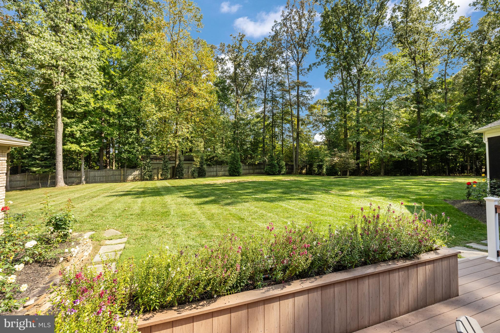 411 Springvale Road Great Falls, VA 22066 - Photo 9 of 15