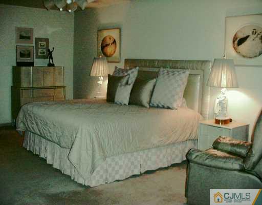 9 Boston Post Road East Brunswick, NJ 08816 - Photo 8 of 8 Gallery Image 8