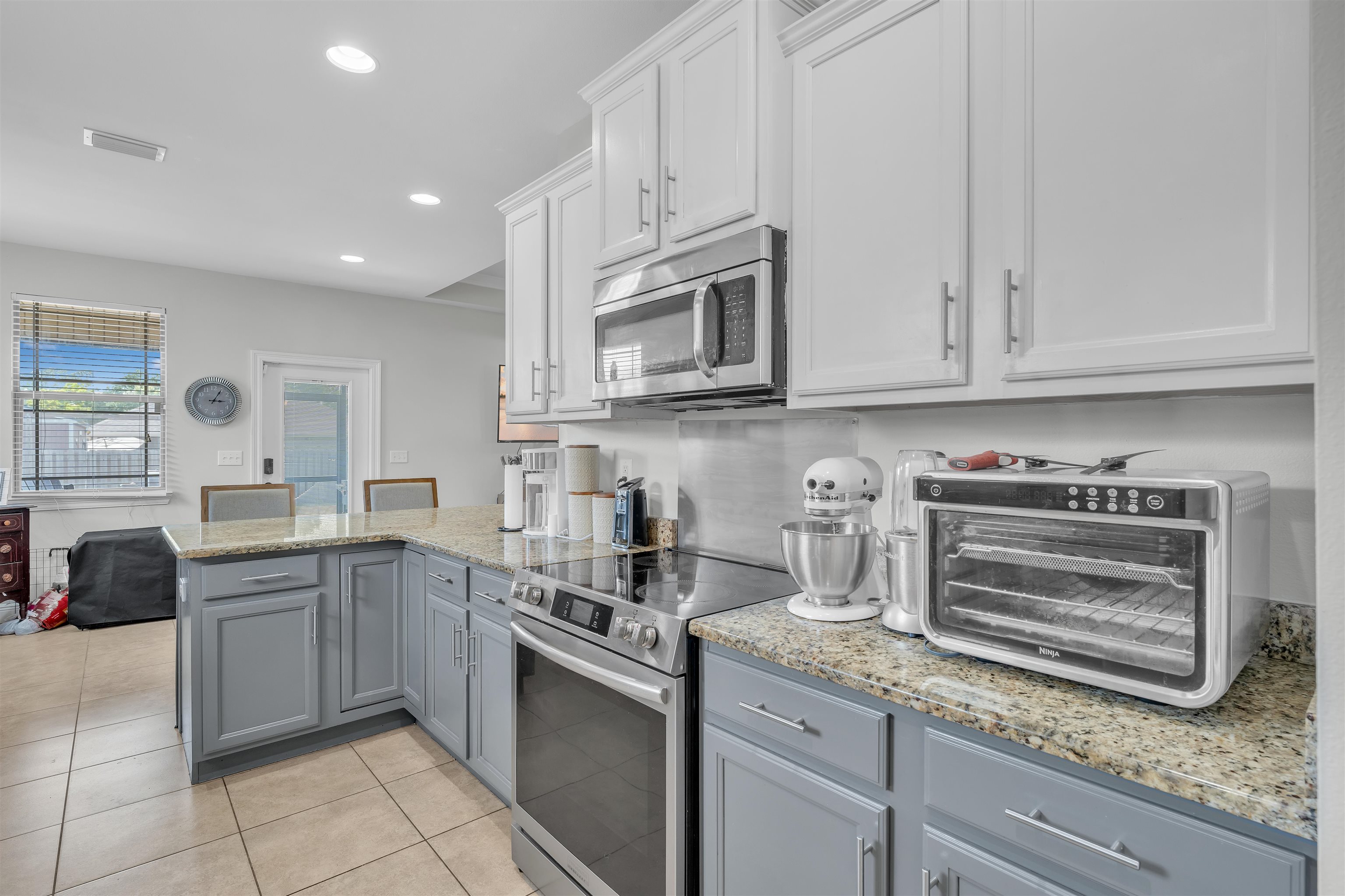 22565 Nana Loop East Silverhill, AL 36576 - Photo 9 of 26 Kitchen