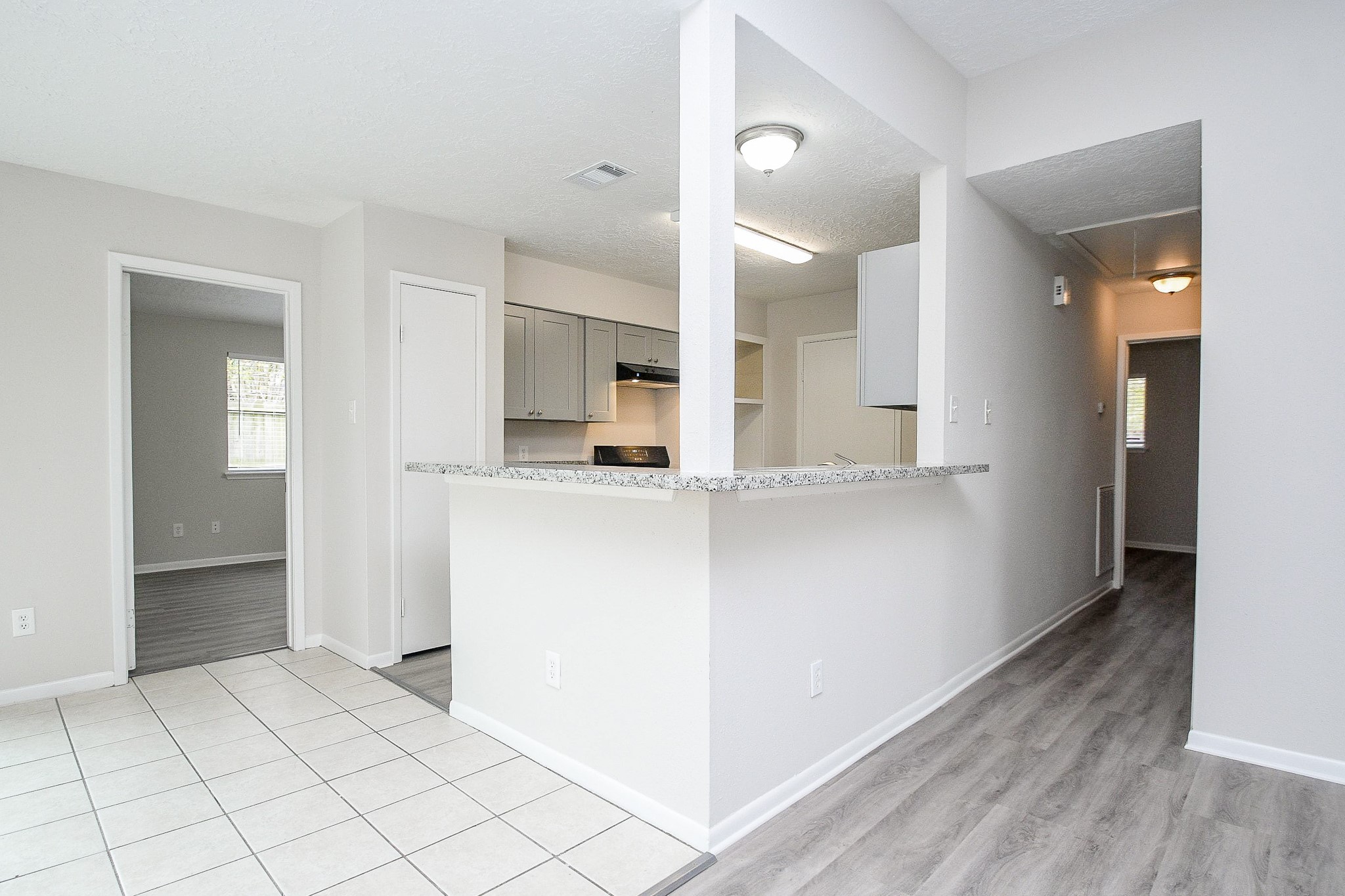 15315 Cedar Ridge Drive Houston, TX 77082 - Photo 7 of 20