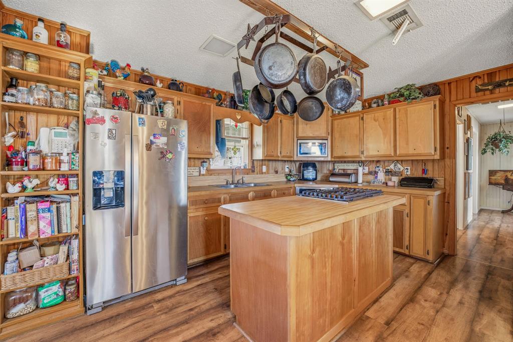 998 Farm To Market 218 Hamilton, TX 76531 - Photo 13 of 40