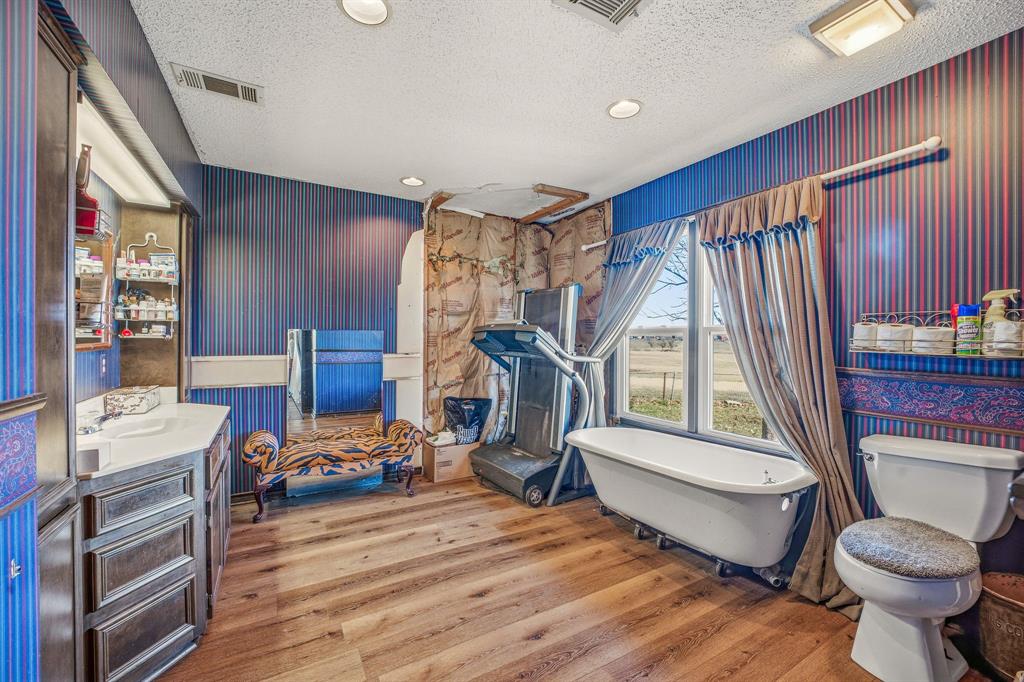 998 Farm To Market 218 Hamilton, TX 76531 - Photo 22 of 40