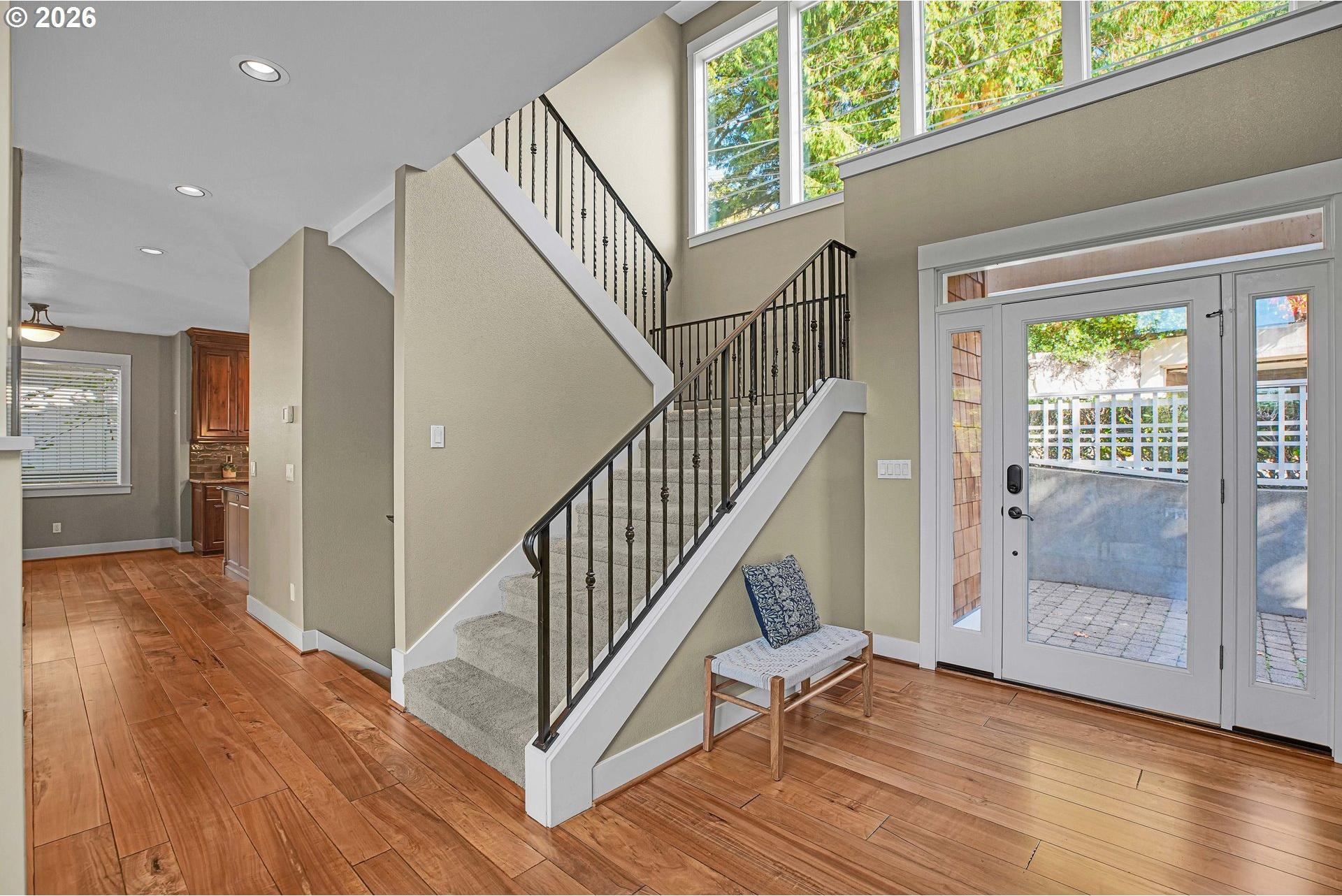 730 Southwest Menefee Lane Portland, OR 97239 - Photo 4 of 45 Gallery Image 4