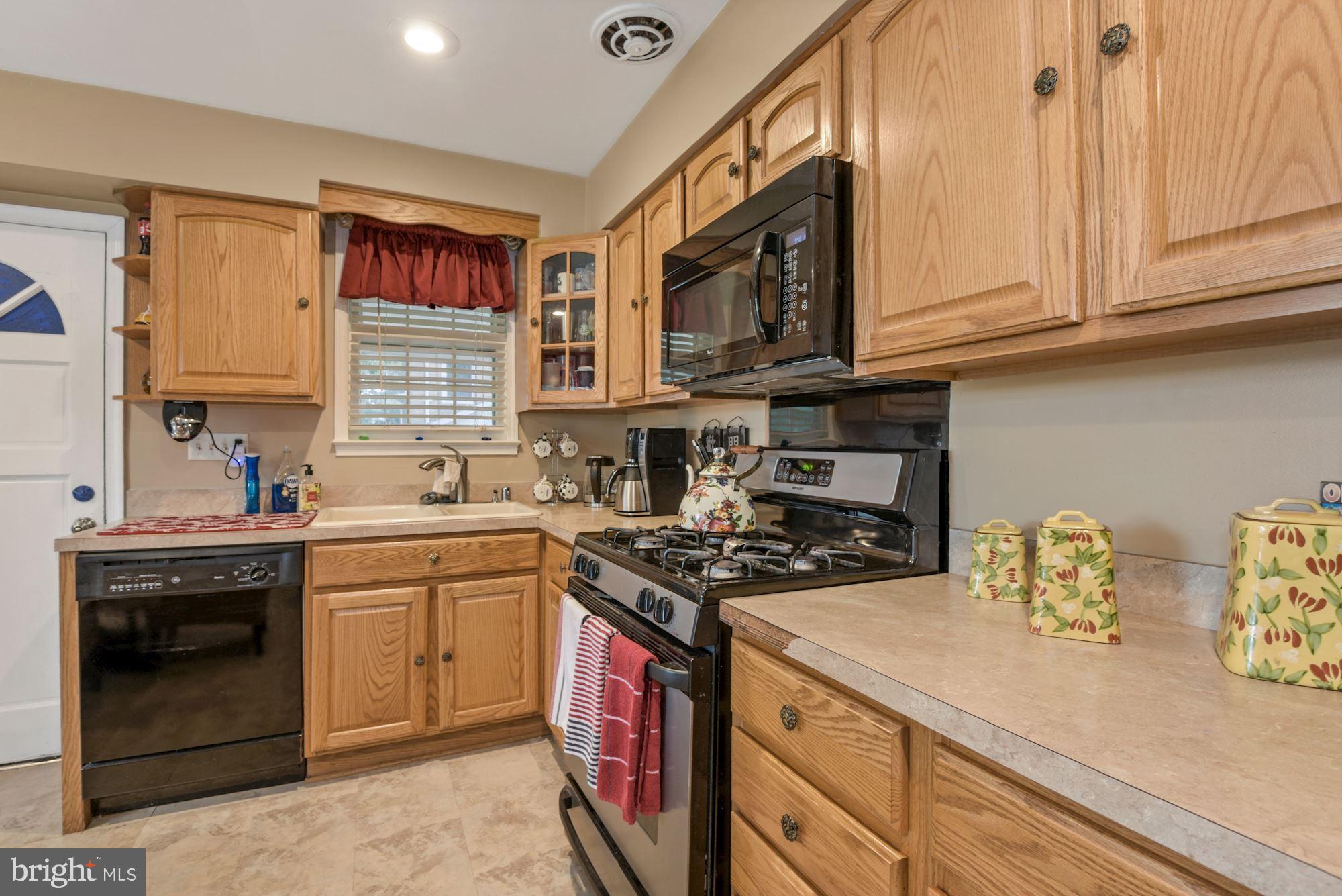5209 Taft Road Temple Hills, MD 20748 - Photo 7 of 35 Gallery Image 7