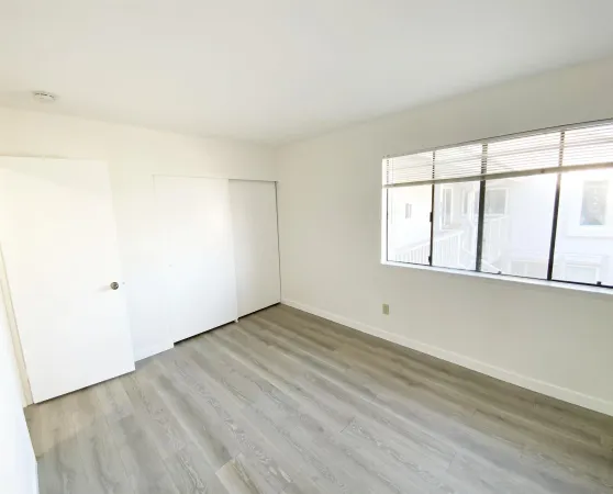 $5,400 | 80 Kingston Court West, Coronado, CA 92118