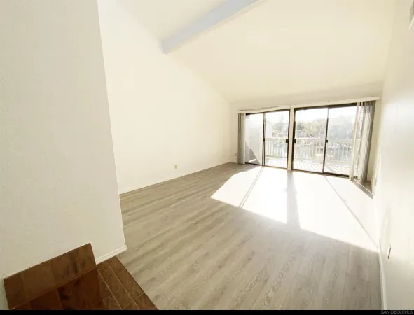 $5,400 | 80 Kingston Court West, Coronado, CA 92118