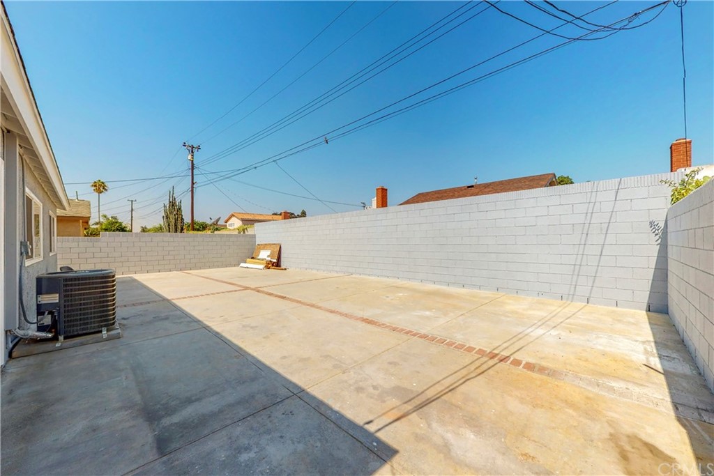 1853 East Denwall Drive Carson, CA 90746 - Photo 18 of 20 Huge backyard
