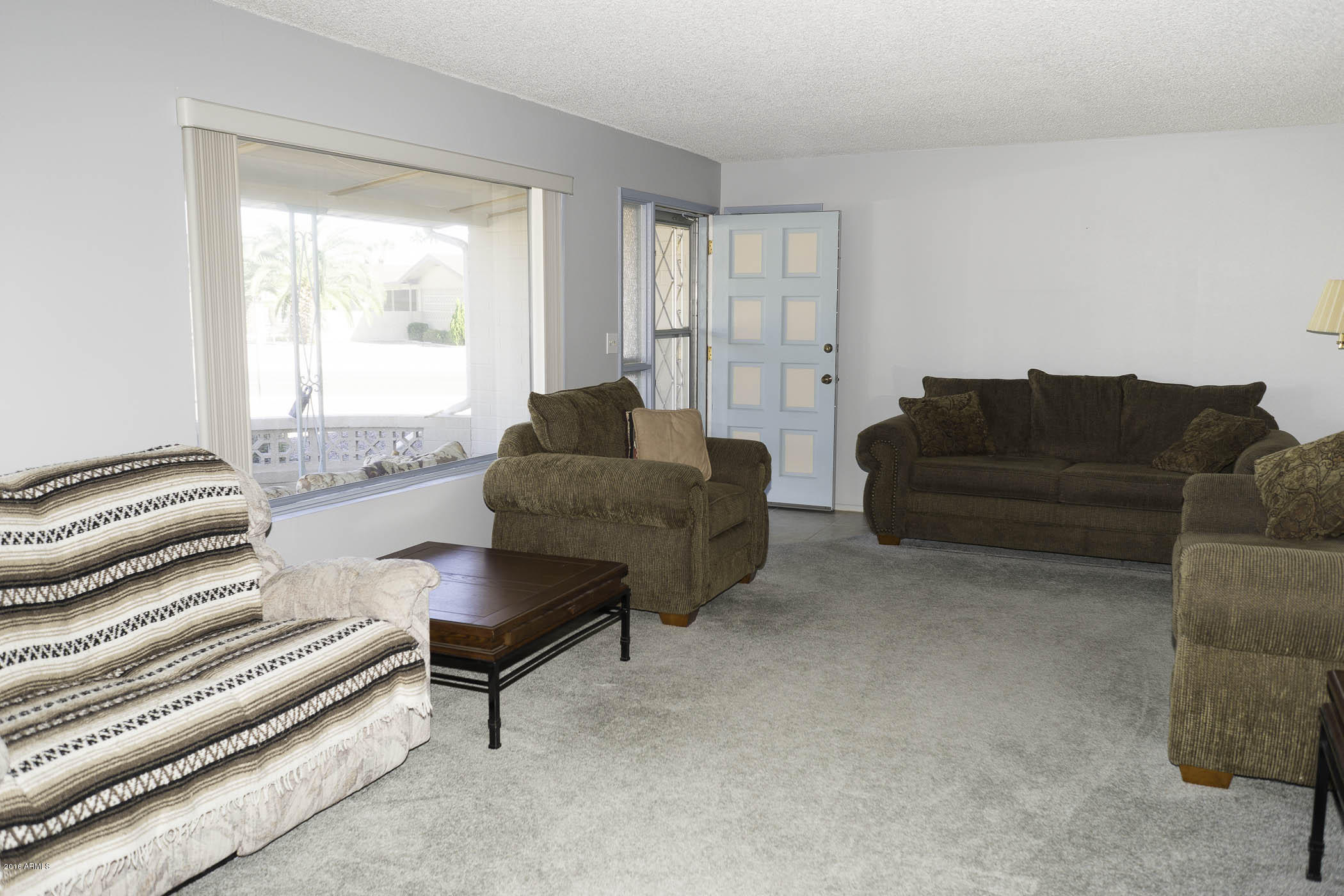 6157 East Decatur Street Mesa, AZ 85205 - Photo 7 of 25 Living Room