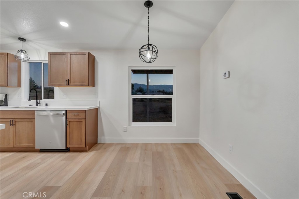 9572 Smith Road Phelan, CA 92371 - Photo 7 of 47 Gallery Image 7