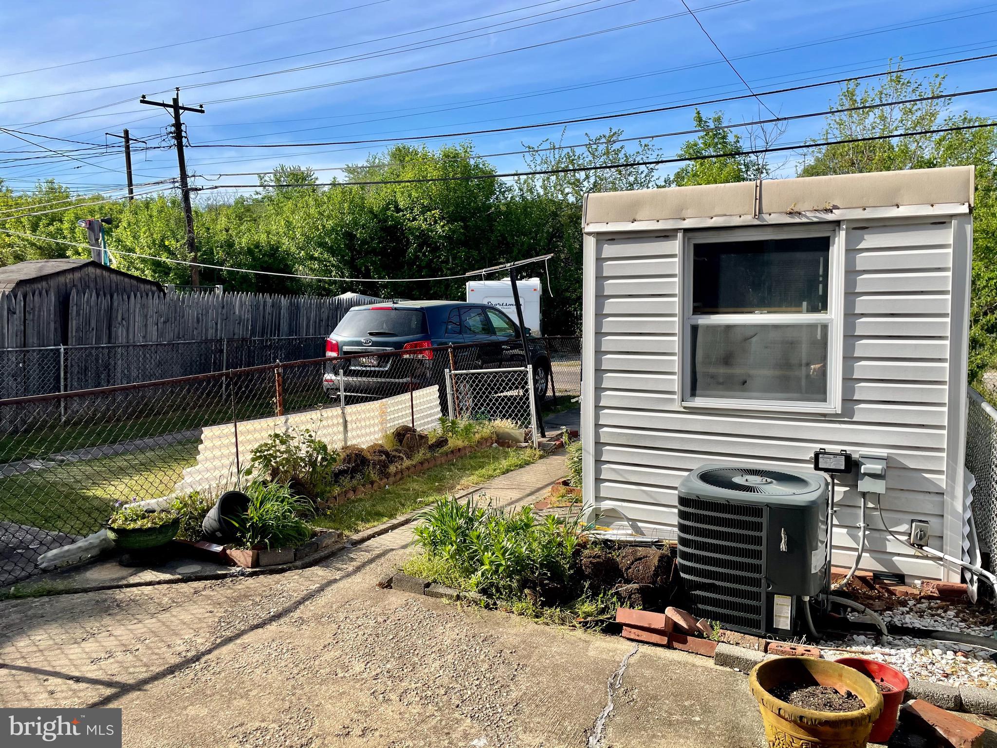 706 Middlesex Road Baltimore, MD 21221 - Photo 19 of 21