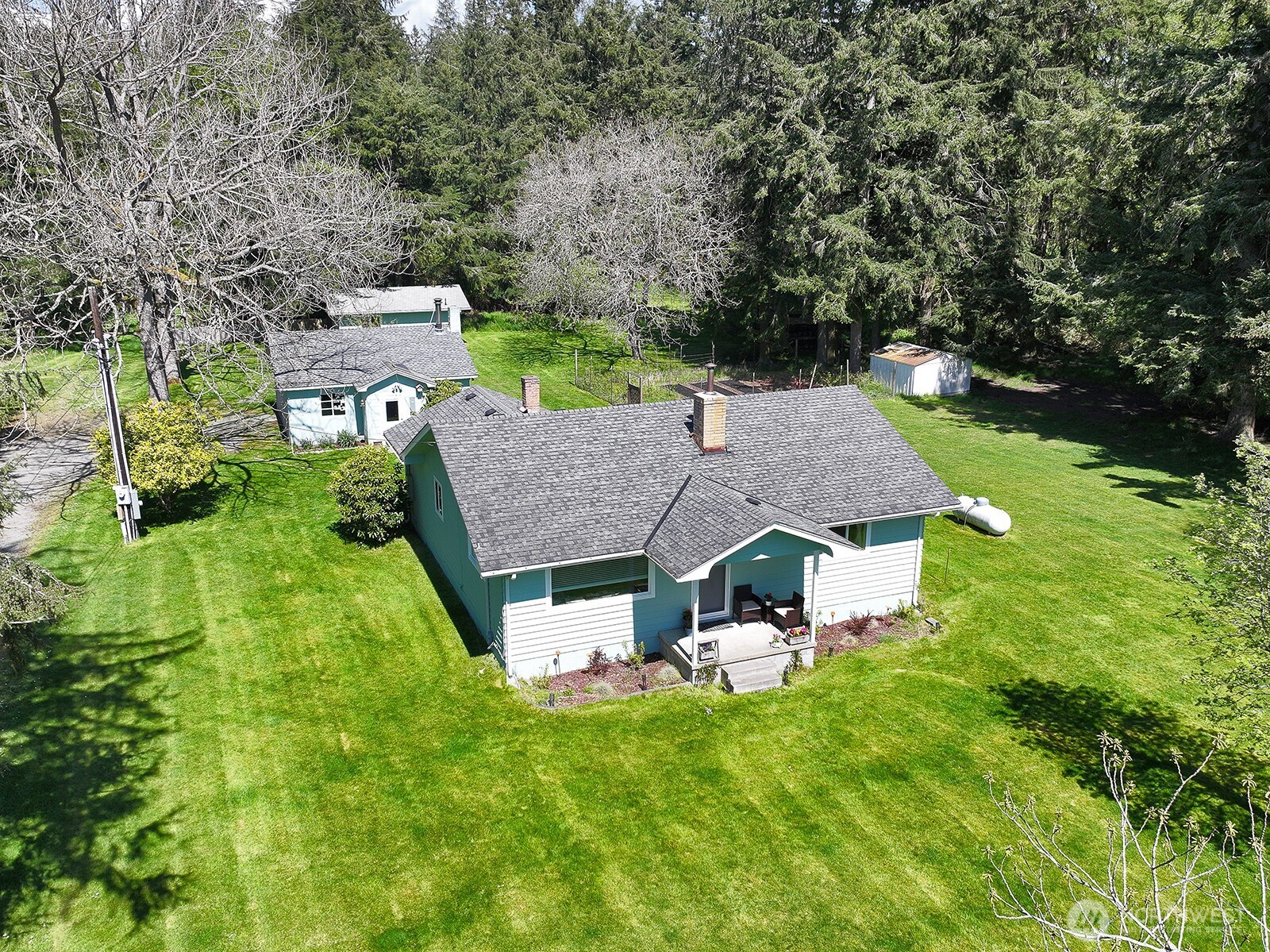 397 Lagoon Point Road Greenbank, WA 98253 - Photo 1 of 38 Gallery Image 1