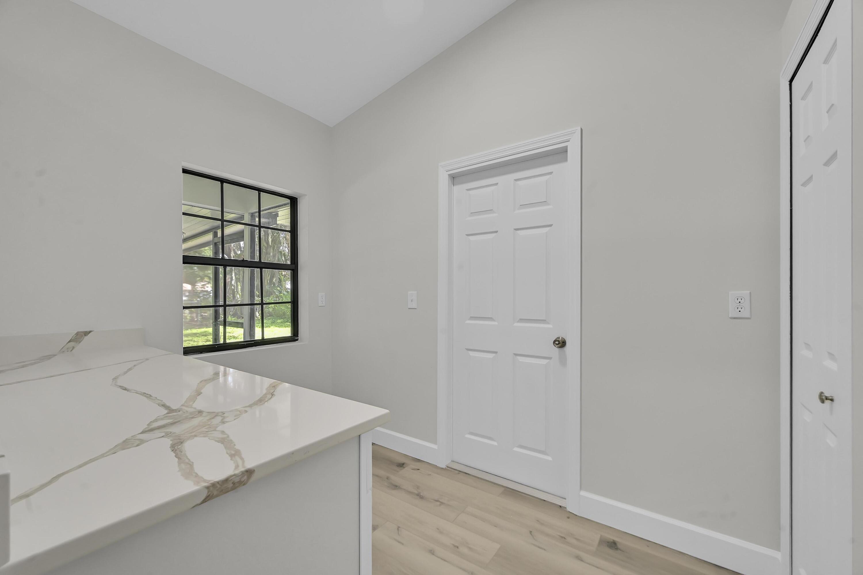 6318 Lenape Street Fort Pierce, FL 34982 - Photo 14 of 38 Z63_3704