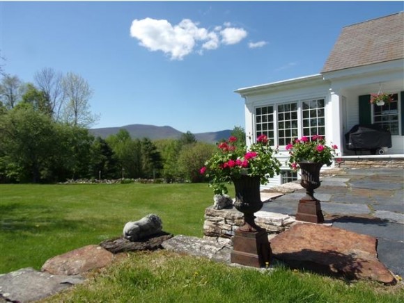 5673 East Road Shaftsbury, VT 05262 - Photo 2 of 36 Gallery Image 2