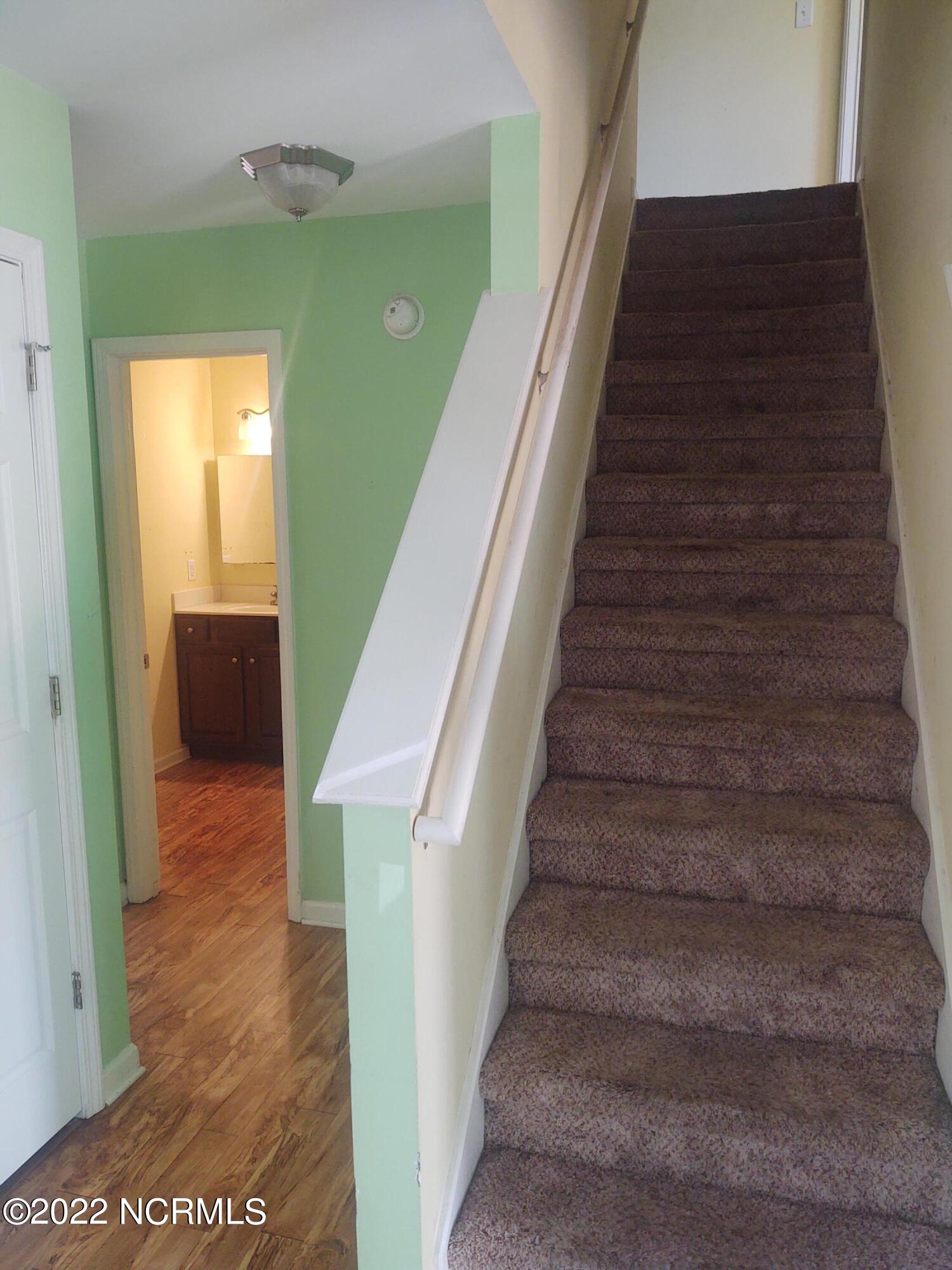 408 Estate Road Wilmington, NC 28405 - Photo 7 of 15 IMG_20220519_154058408