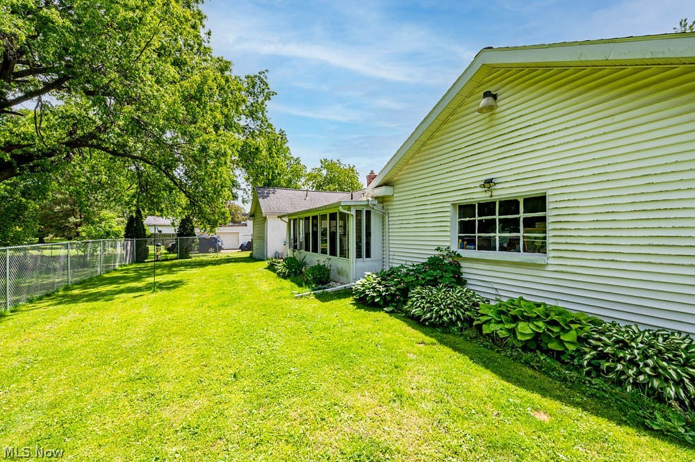 2279 Reeves Road Northeast Warren, OH 44483 - Photo 41 of 43