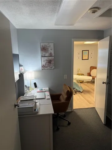 $1,900 | 990 Main Street, Unit 3, East Greenwich, RI 02818