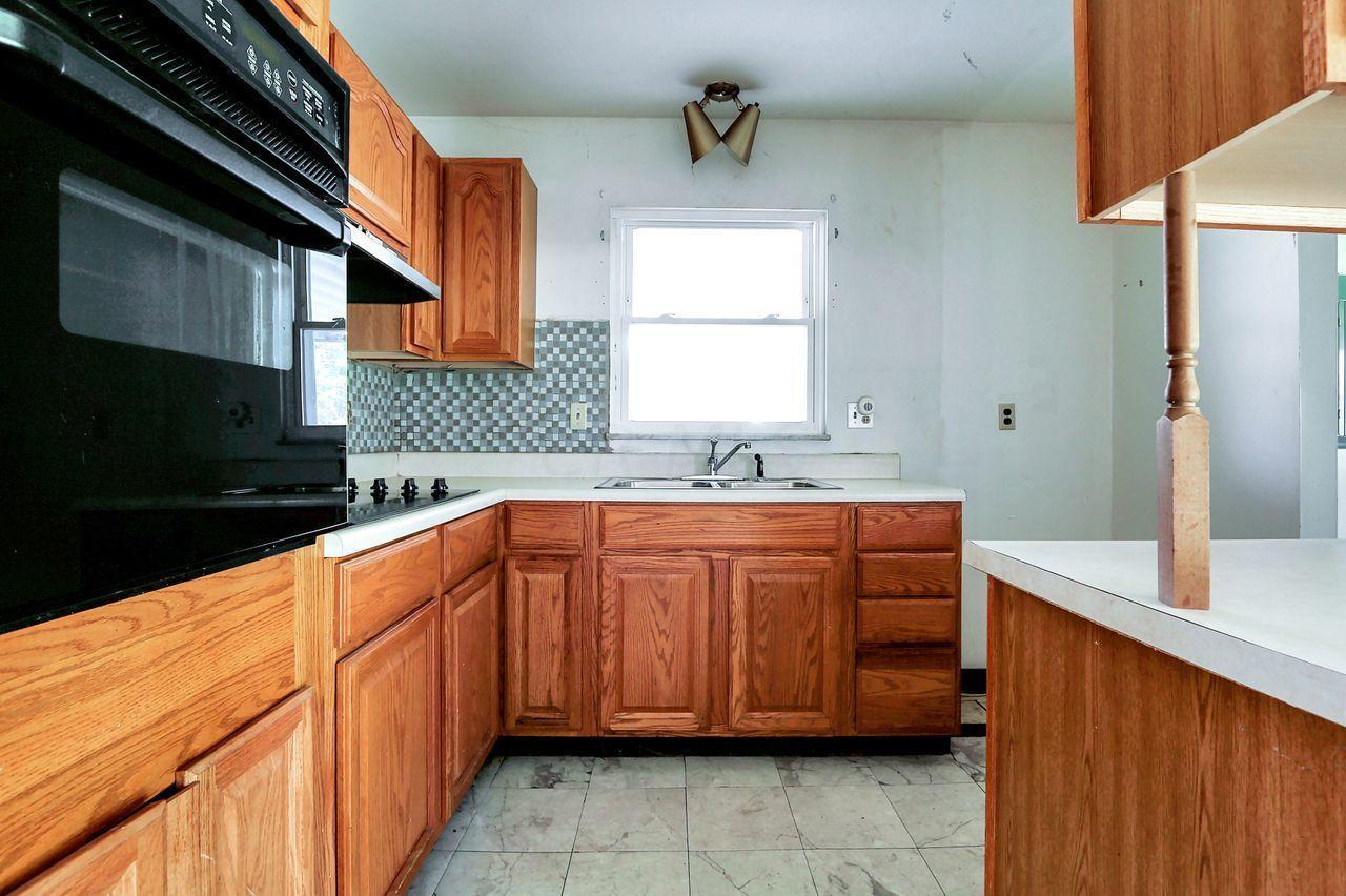 1330 South Yearling Road Columbus, OH 43227 - Photo 14 of 29