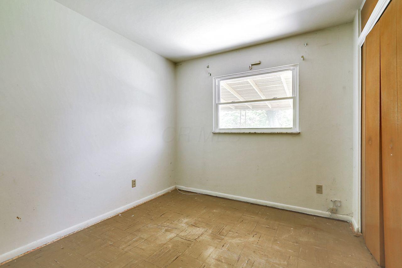1330 South Yearling Road Columbus, OH 43227 - Photo 20 of 29
