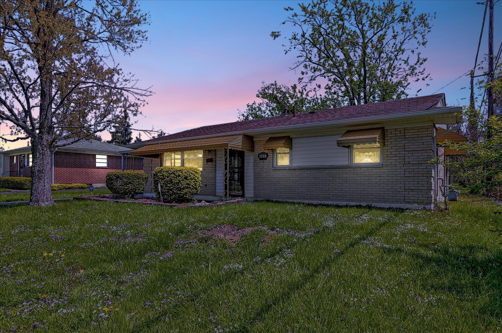 1330 South Yearling Road Columbus, OH 43227 - Photo 2 of 29