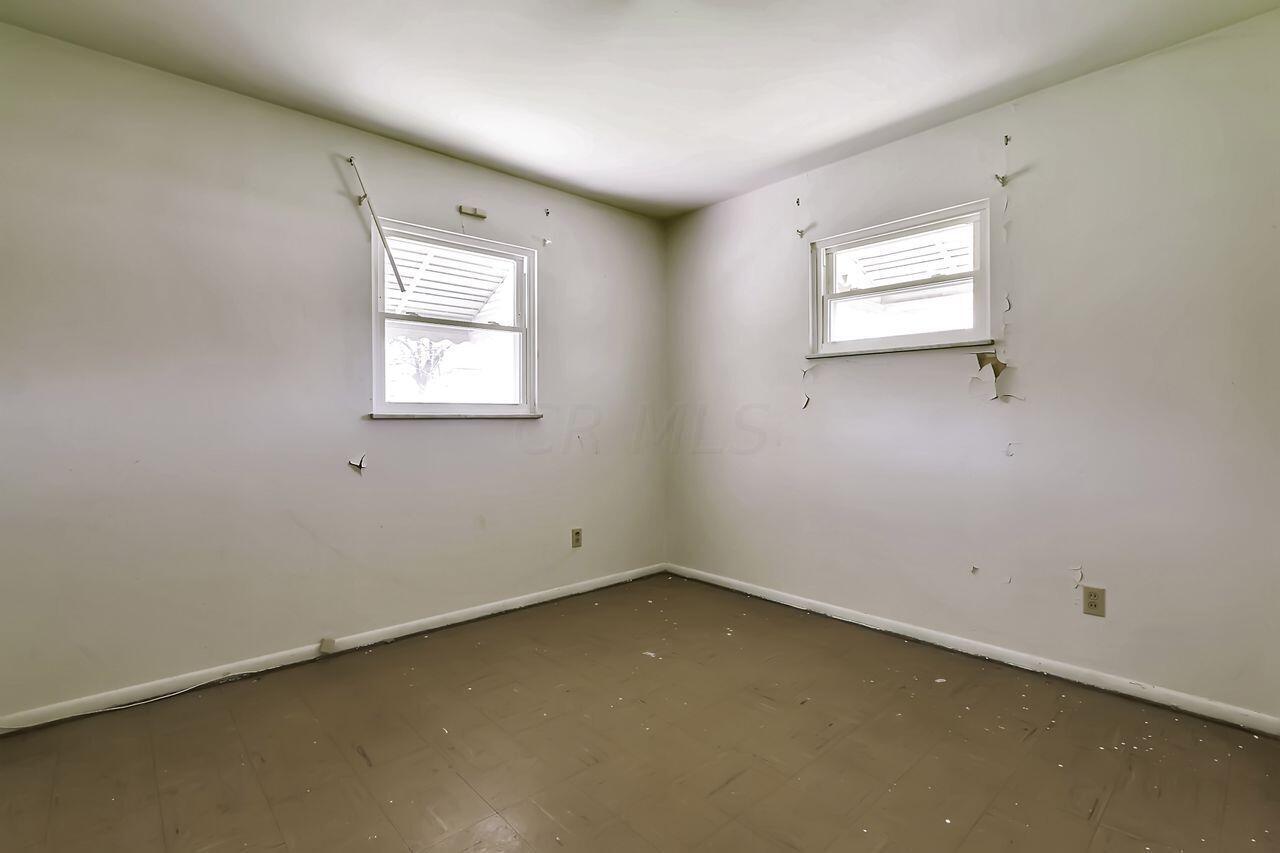 1330 South Yearling Road Columbus, OH 43227 - Photo 23 of 29