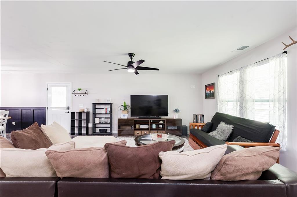 608 Wayside Road Rome, GA 30161 - Photo 3 of 34